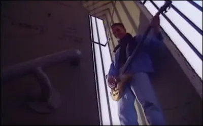 Complétez : 
"Hvar er... ?"