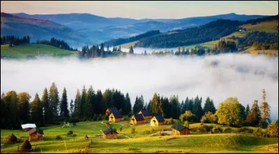 Laquelle de ces religions est la moins courante en Ukraine ?