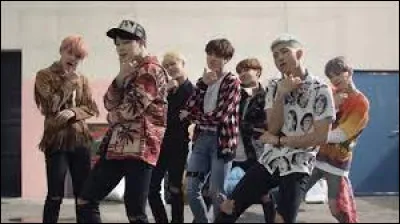 Et lui est-il dans le MV ?