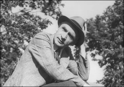 Complétez ce roman de Jan Weiss "La Maison aux mille...".