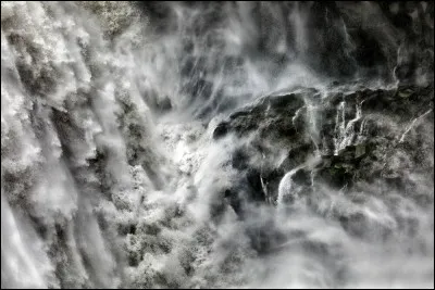 Où se trouve le nom d'un fleuve islandais ?