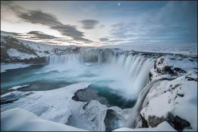 Où se trouve le nom d'un fleuve islandais ?