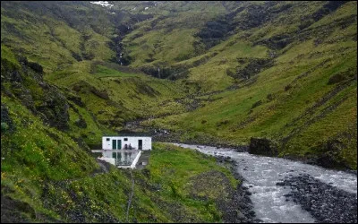 Où se trouve le nom d'un fleuve islandais ?