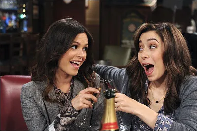 Comment s'appelle le petit ami décédé de la mère ?