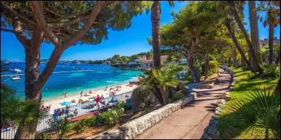 Quelle est l'intruse parmi ces localités balnéaires ?