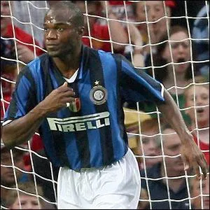 C'est l'un des joueurs les plus connus du Honduras : La Pantera a marqu une centaine de buts dans le Calcio, pour Cagliari, l'Inter et le Genoa :