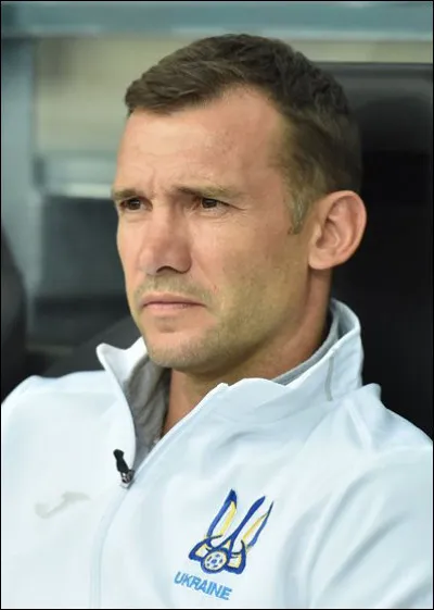 Dans quel grand club de football italien Andriy Shevchenko a-t-il réalisé la majeure partie de sa carrière ?