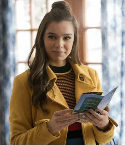 Comment s'appelle la nouvelle Bella dans ''Pitch Perfect 2'' ?