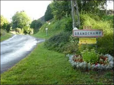 Village du Grand-Est, dans l'arrondissement de Rethel, Grandchamp se situe dans le département ...