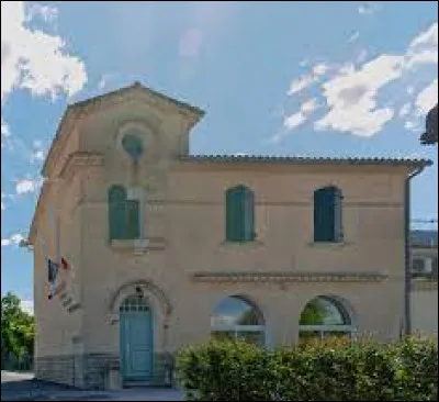 Village de l'ancienne région Languedoc-Roussillon, Saint-Clément se situe dans le département ...