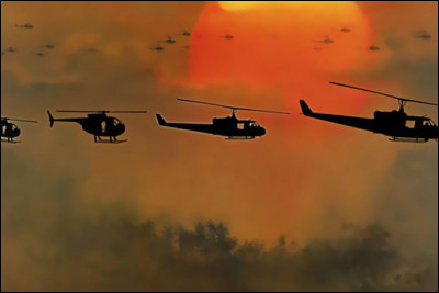 Qu'écoutent les soldats américains lorsqu'ils attaquent les Vietnamiens en hélicoptère dans « Apocalype Now » de Francis Ford Coppola ?