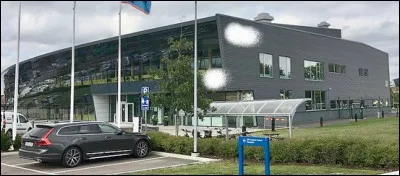 Parmi ces trois fabricants historiques de roulements à billes, lequel est le leader mondial ?