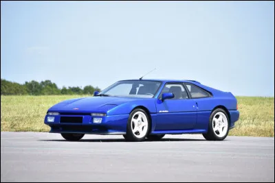 Sur le terrain des coupés sportifs, la France a eu quelques brillants éclats mais peu ont marqué les esprits. Parmi les oubliés, je vous demande de me nommer le modèle en image. Quel est son nom ?