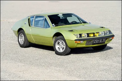 Aux côtés de la Berlinette, le constructeur de Dieppe souhaite prospérer sur une longue durée. C'est ainsi que sort cette sportive pour épauler la Berlinette. Quelle est son appellation ?