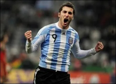 J'ai marqu 3 buts lors du match contre la rpublique de Core :