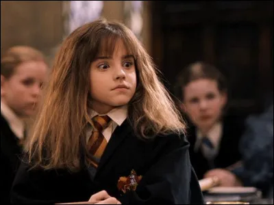 Dans HP1, quelles épreuves de la pierre philosophale a-t-elle résolues ?