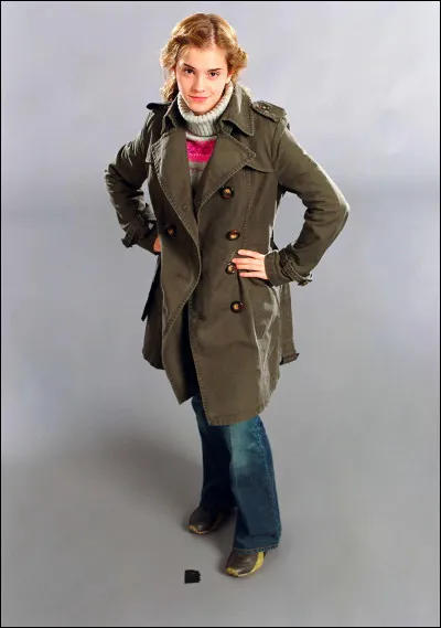 Dans HP4, avec qui va-t-elle au bal ?