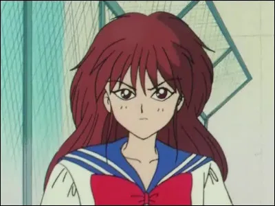 De qui tombe-t-elle amoureuse sur Terre ?