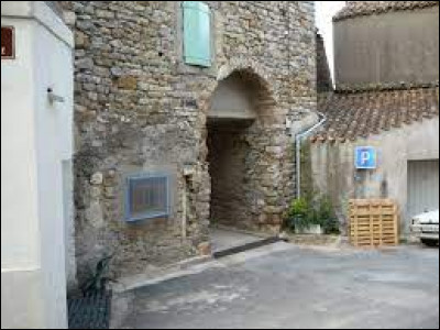 Nous commençons notre balade en Occitanie, à Aigues-Vives. Commune de l'arrondissement de Béziers, elle se situe dans le département ...