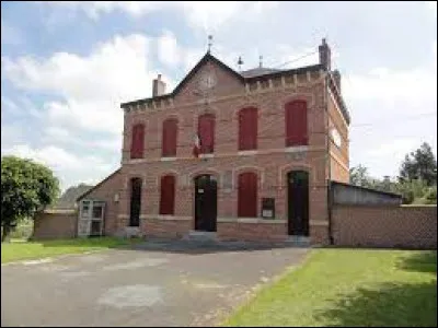 Village des Hauts-de-France, dans l'arrondissement de Vervins, Prisces se situe dans le département ...