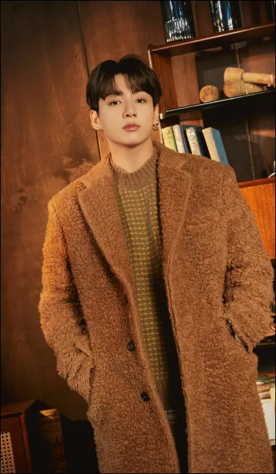 À quel âge Jungkook a-t-il rejoint un groupe de K-pop ?