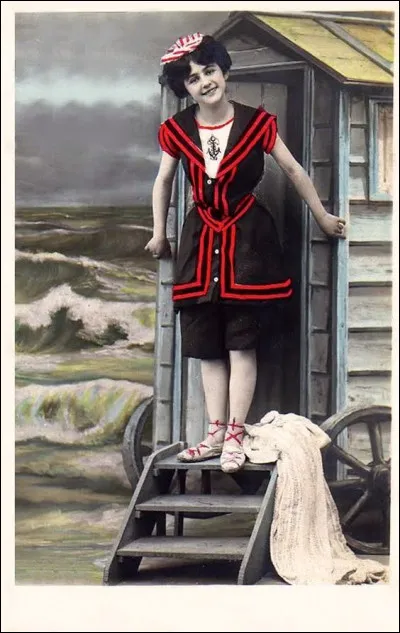 Les toutes premières cabines à roues appelées voitures-baignoires existaient en Angleterre bien avant que la France envisage leur mise en circulation sur les plages du Nord. En quelle année précisément ont-elles vu le jour ?