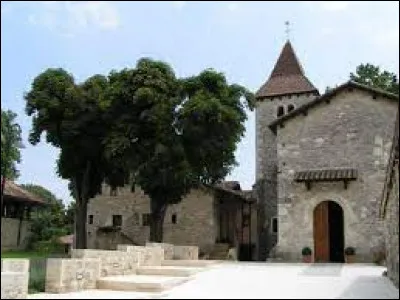 Je vous emmène dans le Quercy, à Cayriech. Commune occitane, sur le Causse de Caylus, elle se situe dans le département ...