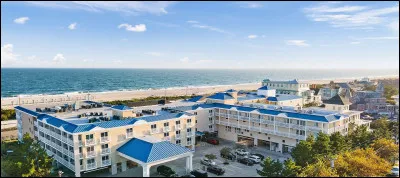 Dans quel pays la station balnéaire de Kolobrzeg est-elle située ?