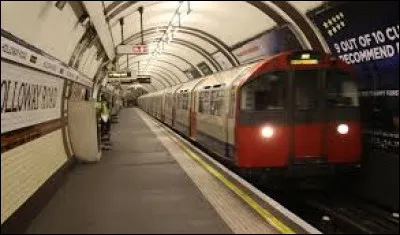 Lequel de ces noms désigne le métro de Londres ?