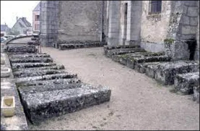 Dans quelle commune bourguignonne peut-on voir ces sarcophages ?