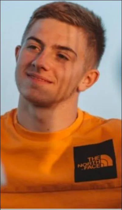 Quelle est la marque de chaussures qu'il préfère ?