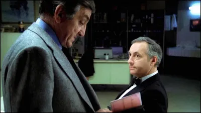 Qui a réalisé le huis-clos "Garde à vue" (1981) ?