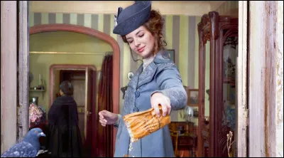 "Les Aventures extraordinaires d'Adèle Blanc-Sec" est un long-métrage mis en scène par Luc Besson.