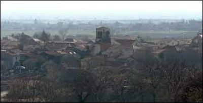 Nous terminons notre balade &agrave; Yssac-la-Tourette. Commune Puyd&ocirc;moise, elle se situe en r&eacute;gion ...