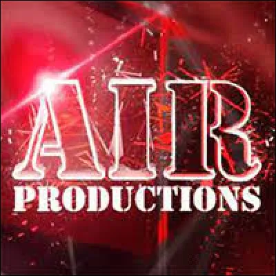 Quel animateur de télévision a fondé la société Air Productions en 1993 ?