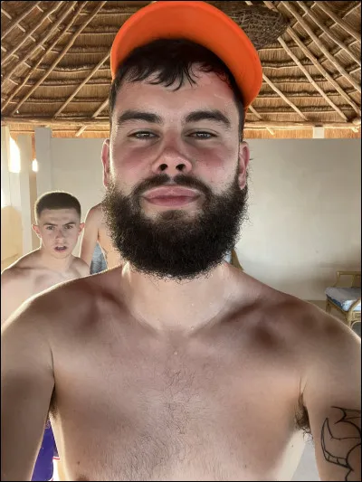 Quel est le prénom de LeBouseuh ?