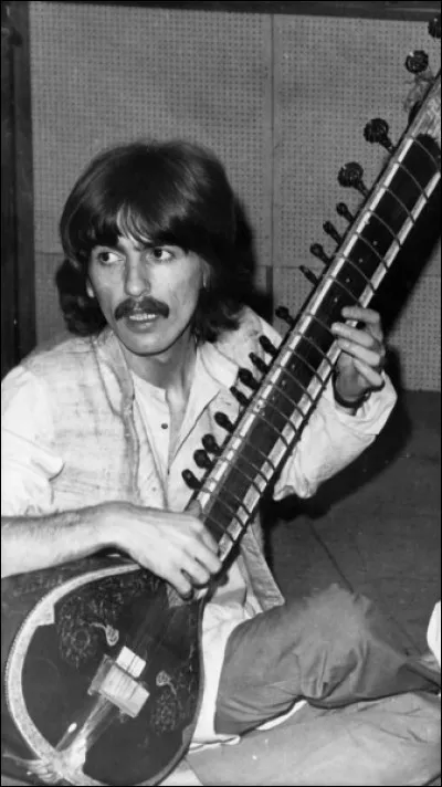 Quel instrument fut introduit dans certaines des compositions des Beatles par George Harrison ? On peut l'entendre dans ''Norwegian Wood'' par exemple.