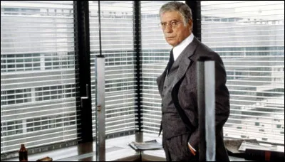 Qui a réalisé "I comme Icare" (1979) avec Yves Montand ?