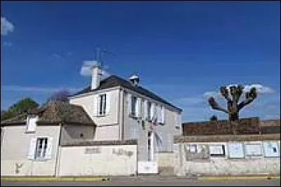 Village du Centre-Val-de-Loire, dans la Communaut&eacute; d'agglom&eacute;ration du pays de Dreux, Saint-Ouen-Marchefroy se situe dans le d&eacute;partement ...
