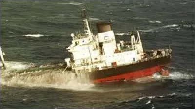 L'&Eacute;rika est un p&eacute;trolier qui a fait naufrage en 1999. Mais durant quel mois ?