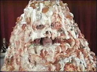 Il joue Pizza Rico, dans La Folle histoire de l'espace qui a pour titre original :