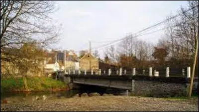 Commune normande, dans l'arrondissement d'Argentan, Cahan se situe ...