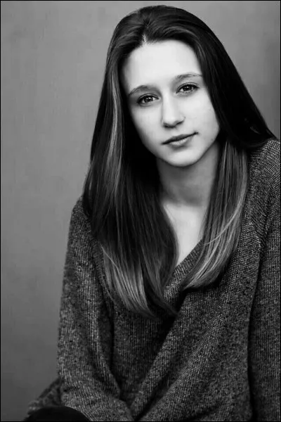 Quelle est lactrice qui linterprète ?