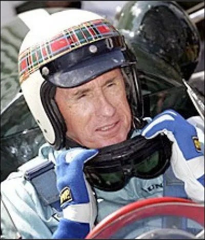 Quel grand pilote portait un casque avec des motifs écossais ?