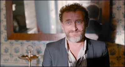 Dans quel film Jean-Paul Rouve est-il un photographe ?