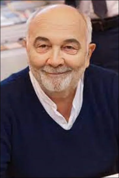 Comédie : 
Né à Paris en 1950, Gérard Jugnot est un acteur, réalisateur, scénariste et producteur. Il se fit connaître du grand public dans la troupe du Splendid en 1974, qu'il fonda avec Thierry Lhermitte, Christian Clavier, Marie-Anne Chazel, Michel Blanc, Josiane Balasko et Brunot Moynot.
Parmi ces trois films qu'il a réalisés, et où il joua le premier rôle, lequel fit le plus d'entrées ?