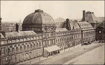 Histoire - En quelle année fut détruit le palais des Tuileries par un incendie volontaire allumé par les communards ?