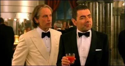 Le vil franais qui veut rgner sur l'Angleterre dans Johnny English s'appelle...