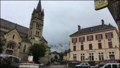 Nous terminons notre balade en Auvergne-Rh&ocirc;ne-Alpes, &agrave; Theys. Commune de l'aire urbaine Grenobloise, sur les contreforts de la cha&icirc;ne de Belledonne, elle se situe dans le d&eacute;partement ...