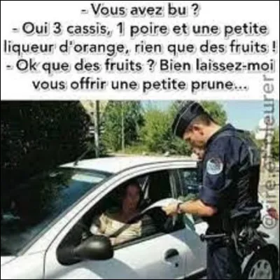Nature : 
De ces trois fruits, lequel a pour variété le ''Royal du Roussillon'' ?